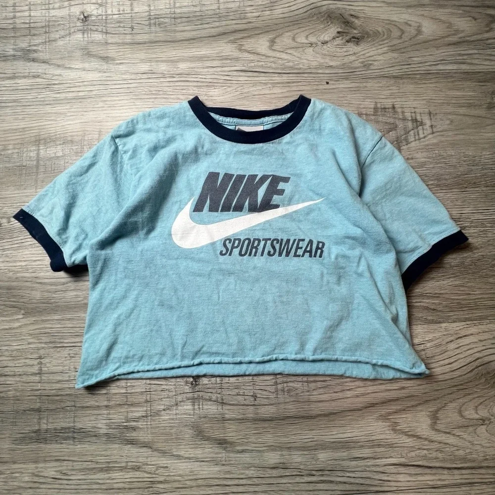 Nike T-Shirt Girls M Blue Ringer Cropped Sportswear Logo Tee Short‎ Sleeve